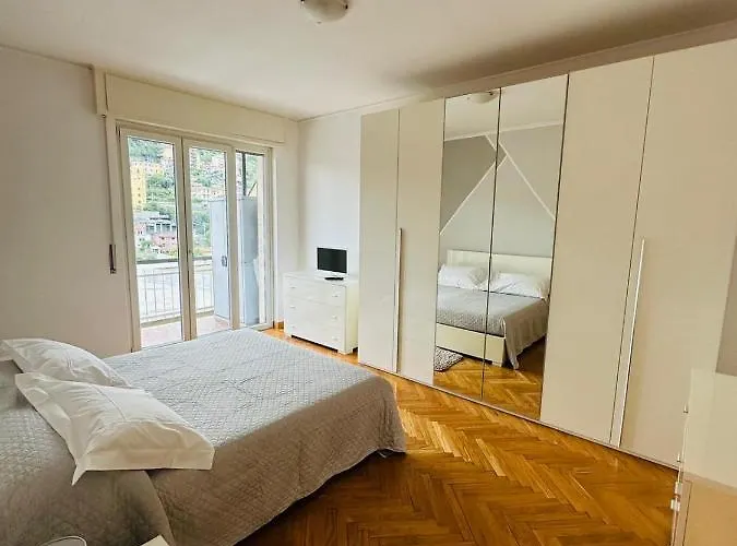 La Casa Di Nesy Apartment *