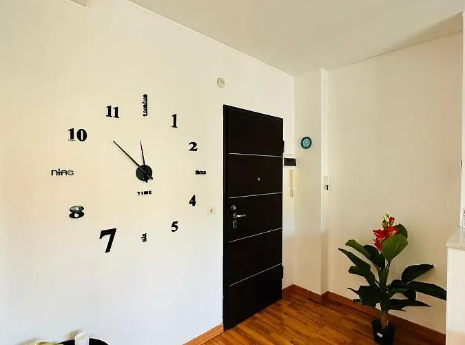 La Casa Di Nesy Apartment *