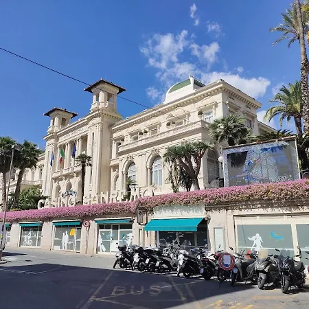 La Casa Di Nesy Appartement *